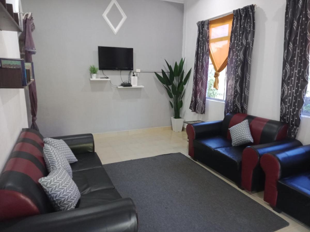 Homestay Tok Abah Kuala Besut Exterior photo