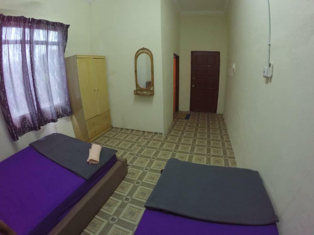 Homestay Tok Abah Kuala Besut Exterior photo