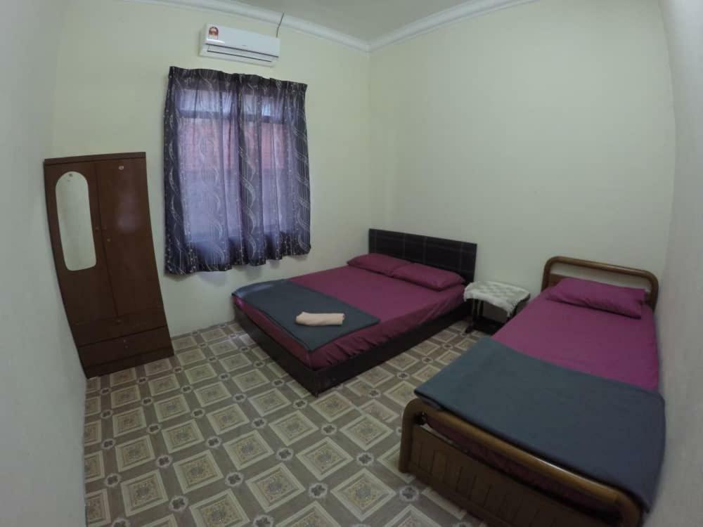 Homestay Tok Abah Kuala Besut Exterior photo